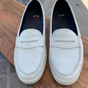 Cole Haan ZeroGrand Nantucket tumbled leather loafers in color "chalk" - size 9